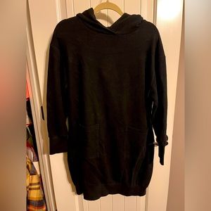 BLACK HOODIED SWEATSHIRT DRESS